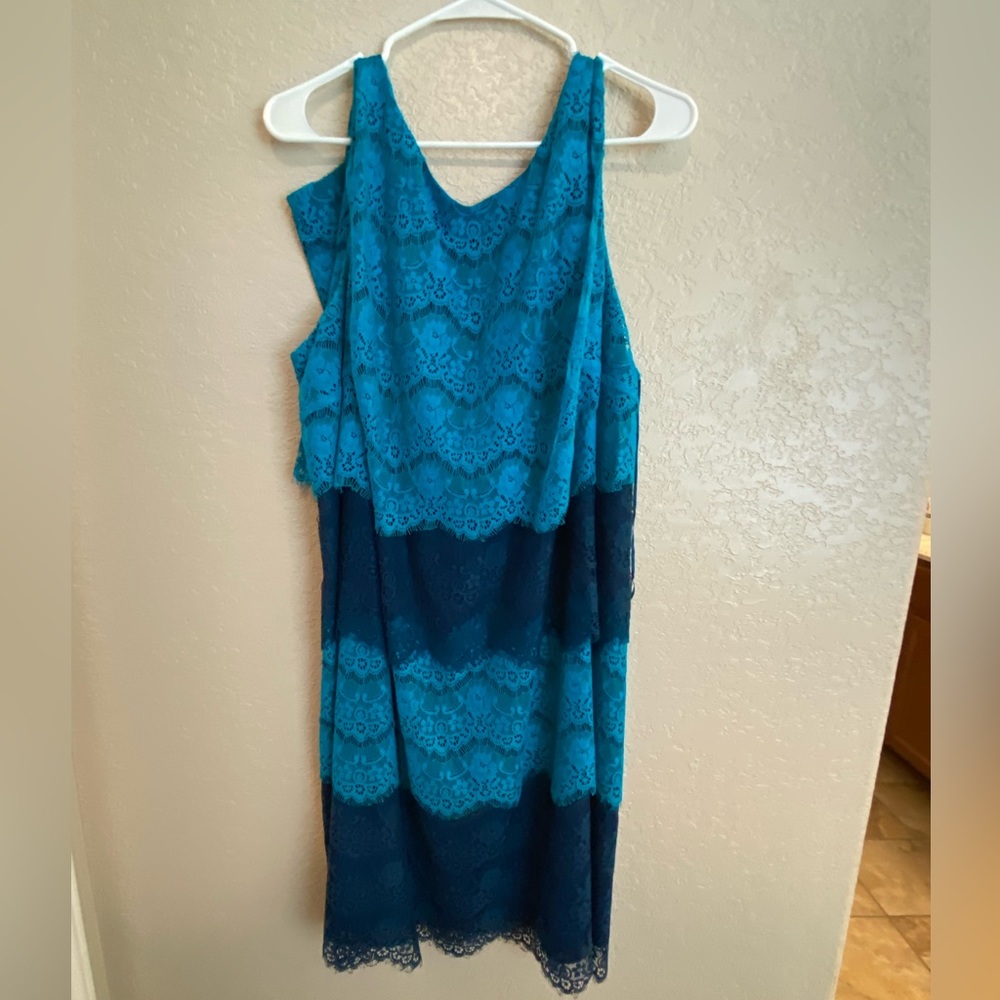 Jessica Simpson dress